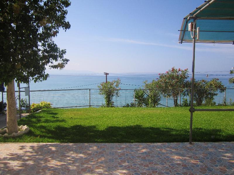 Rosa'S Beach Studios Лурдата Екстериор снимка