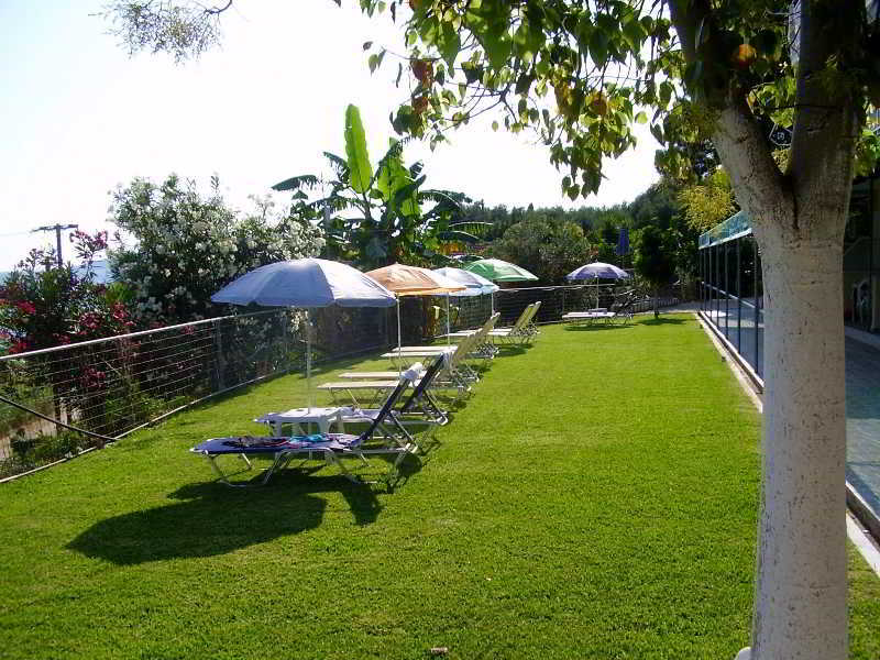Rosa'S Beach Studios Лурдата Екстериор снимка