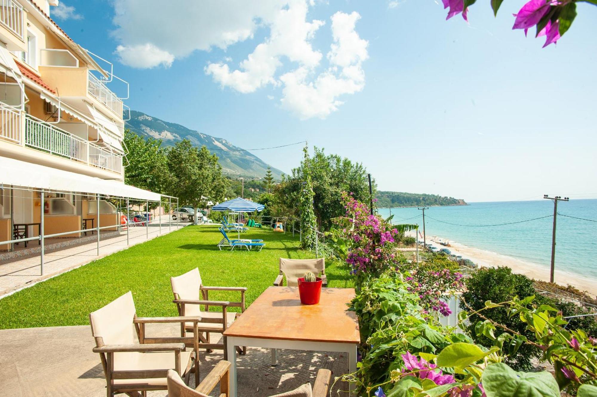 Rosa'S Beach Studios Лурдата Екстериор снимка