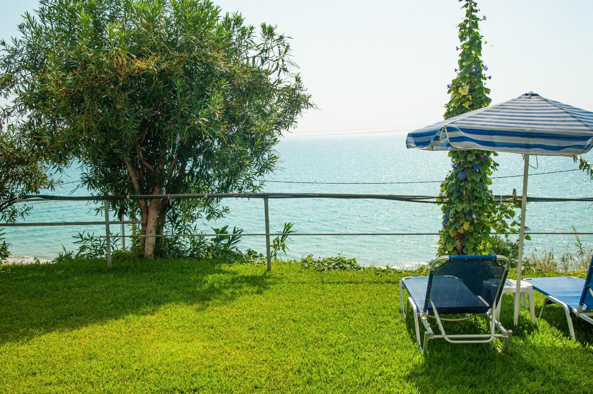 Rosa'S Beach Studios Лурдата Екстериор снимка
