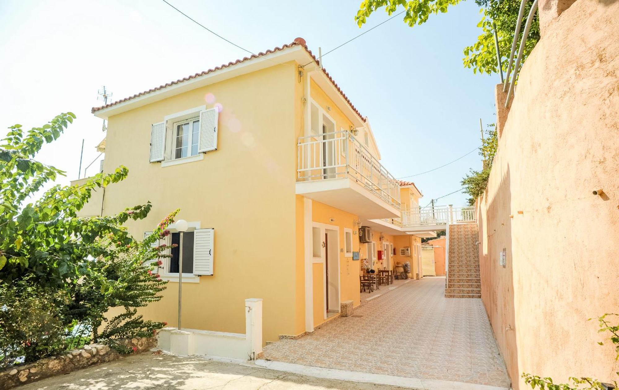 Rosa'S Beach Studios Лурдата Екстериор снимка